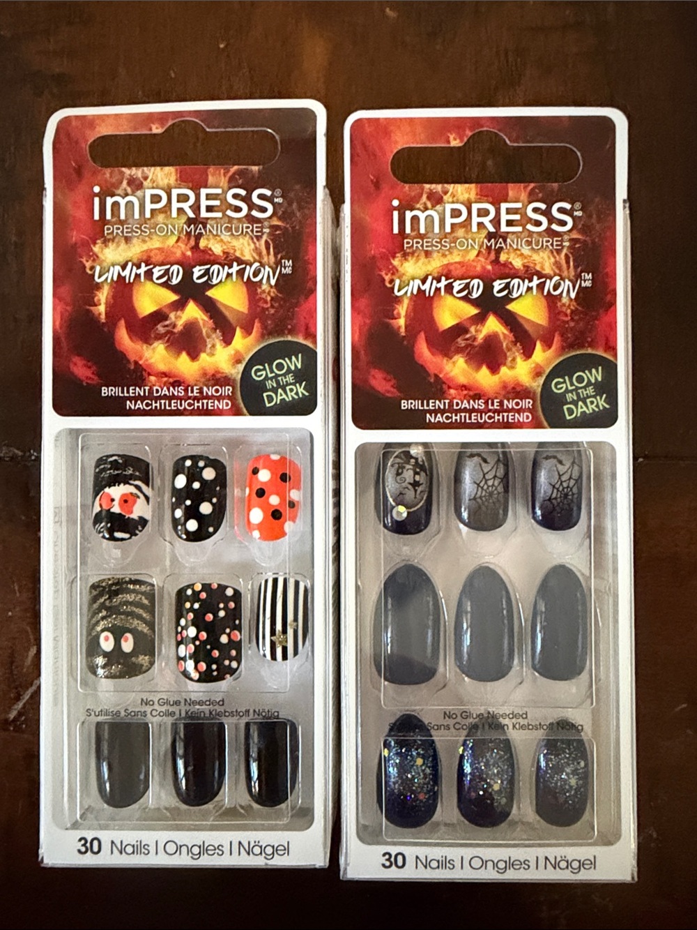 Impress limited edition glow in the dark 🦇halloween nails